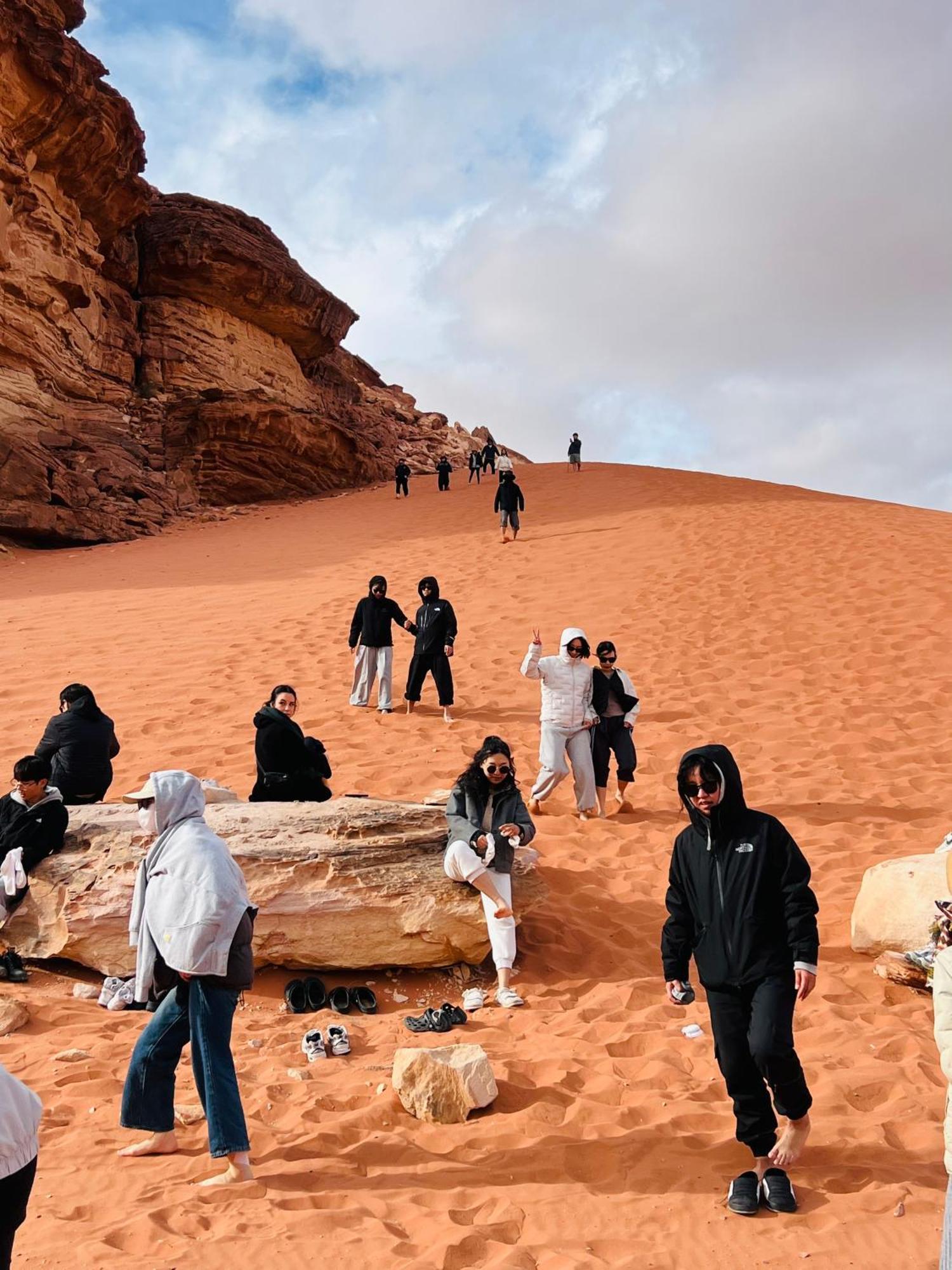 Wadi Rum Sunrise Camp Exteriér fotografie